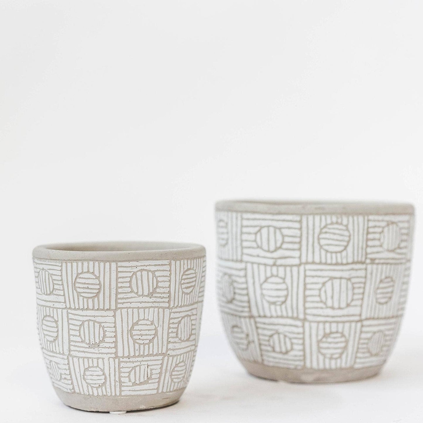 Vintage Circle Engraved Flower Pot, Set of 2