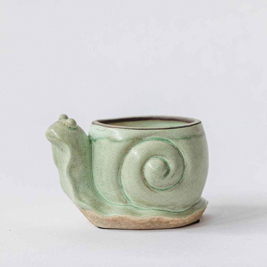 Snail-'Cerveza 'n Lime' 4" Flower Pot